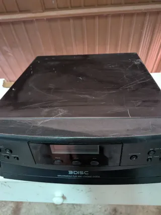 Stereo RCA 3 Disc Simultaneous Play And Loading