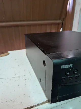 Stereo RCA 3 Disc Simultaneous Play And Loading
