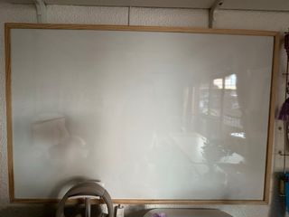 Tavoletta magnetica con cornice in legno