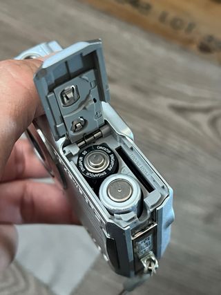 Cámara Digital Sony Cyber-shot DSC-S700 Plata