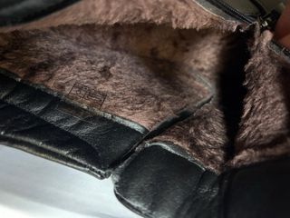 Botines hombre negros con forro cálido.