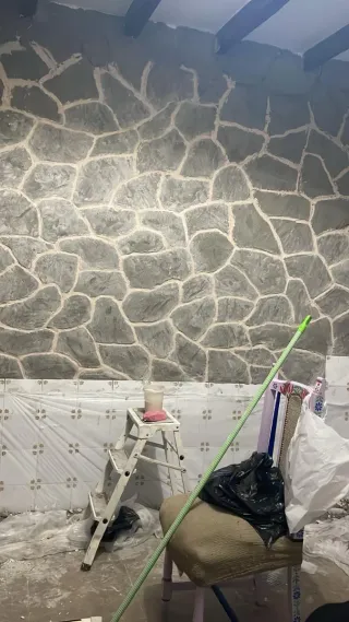 Parete effetto pietra naturale beige