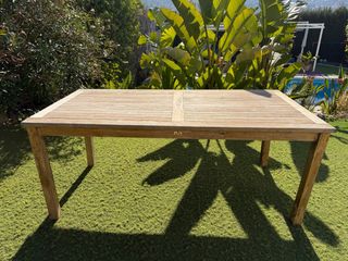 Tavolo da esterno/giardino - in legno teak
