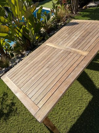 Tavolo da esterno/giardino - in legno teak