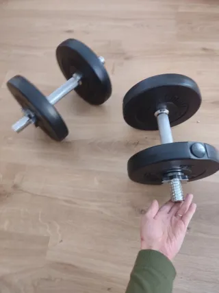 Banco de pesas y mancuernas