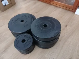 Banco de pesas y mancuernas