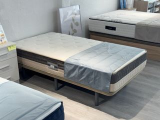 CANAPE Y COLCHON MUELLES ENSACADOS NUEVOS