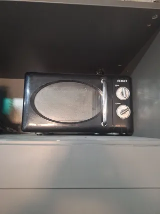 Microondas Sogo Negro Vintage