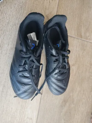 Zapatillas de fútbol negras varias talla