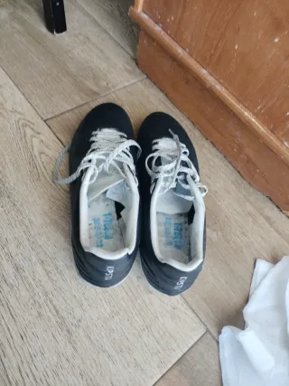 Zapatillas de fútbol negras varias talla