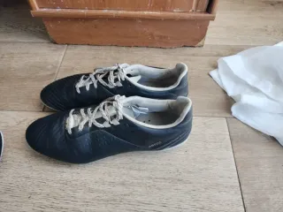 Zapatillas de fútbol negras varias talla