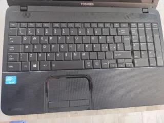 Toshiba Satellite C850-19D PC Portatile