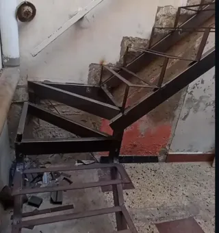 Escaleras metálicas