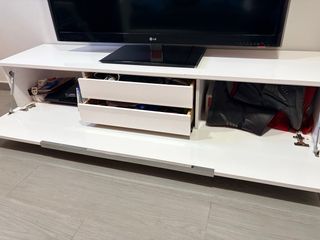 Mueble TV moderno blanco brillo