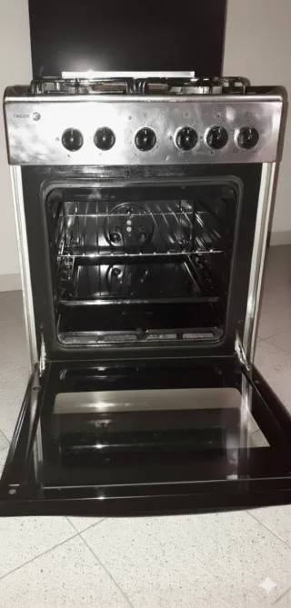 Cocina Fagor, Fogones gas butano y Horno eléctrico