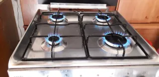 Cocina Fagor, Fogones gas butano y Horno eléctrico