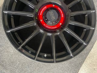 Llantas tipo OZ Superturismo LM Negro