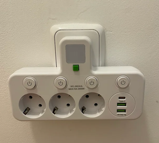 Regleta 3 enchufes CA, 2 USB, 1 Tipo-C