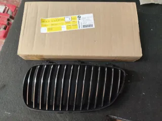 2 Rejillas Delanteras BMW E90 E91 sin estrenar
