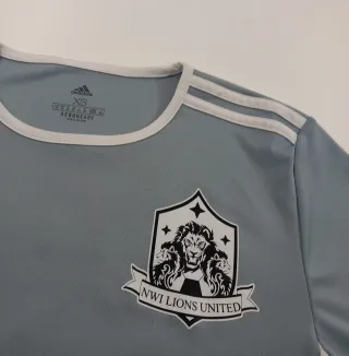 Camiseta Deportiva Adidas Gris Talla XS