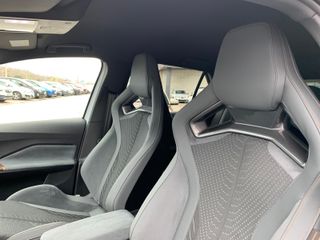 CUPRA Born 240kW (326 CV) 79kWh VZ