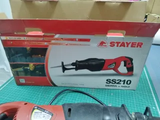 Sierra de Sable Stayer SS210 850W Profesional