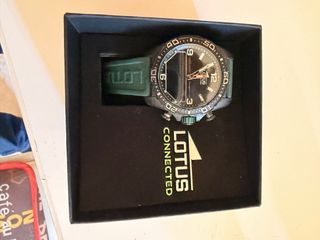 Reloj Lotus Connected Negro y Verde