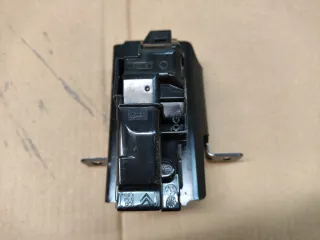 Cerradura luneta abatible Portón C4 Picasso 2007