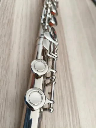 Flauta travesera en Do marca Aisiweier