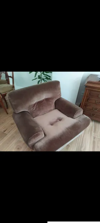 Poltrona SOLO FINO A GIOVEDI in velluto beige