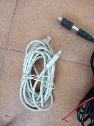 Lote de cables. USB, cargadores, av-vga, av-av...