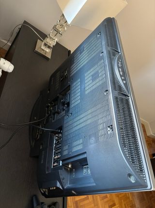 Sony Bravia TV 31.5 pulgadas Negro