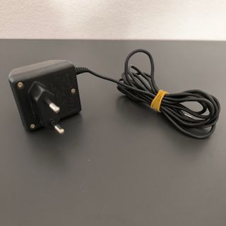 Nokia 3310 con caricabatterie e batteria nuova