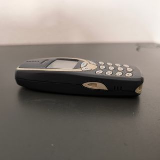 Nokia 3310 con caricabatterie e batteria nuova