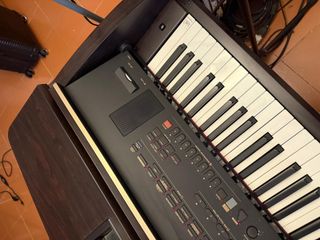 Piano Yamaha Clavinova CVP 307.Precio negociable.