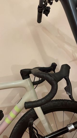 Manillar Rapide réplica 440x75 y espaciadores