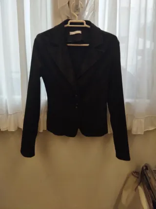 Americana negra entallada xs