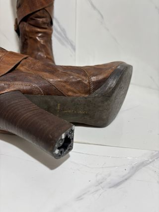 Stivali al ginocchio marroni con cinturini