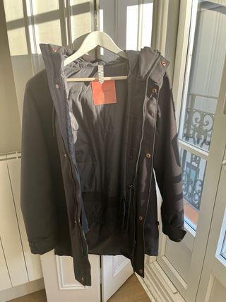 Parca impermeable 10k talla M de la marca Brunotti