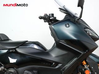 YAMAHA T-MAX 560 TECH MAX
