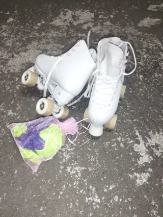2 pares de Patines 4 ruedas niña, talla 35 y 36