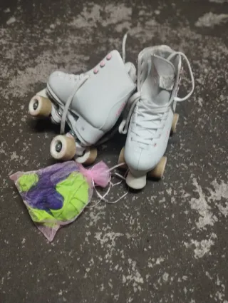 2 pares de Patines 4 ruedas niña, talla 35 y 36