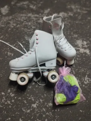 2 pares de Patines 4 ruedas niña, talla 35 y 36