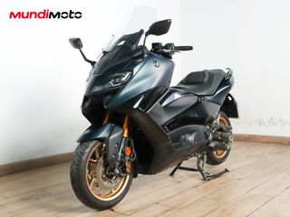 YAMAHA T-MAX 560 TECH MAX