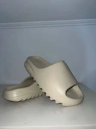 Yeezy Slides