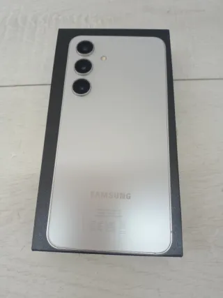 Samsung galaxy S24  5G ram 8 GB 256 gb