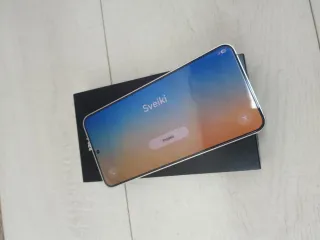 Samsung galaxy S24  5G ram 8 GB 256 gb