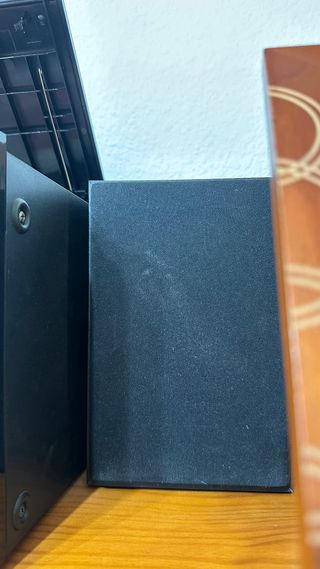 Cadena de música LG Plata y Negra