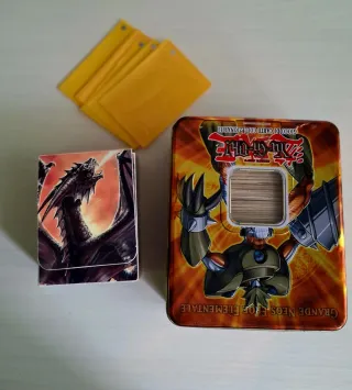 Lotto 700 carte Yu-Gi-Oh!