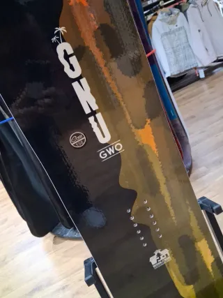 Tabla Snowboard 156 GNU GWO